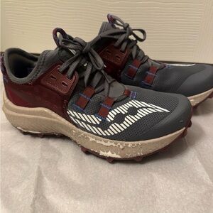 Saucony Trail Running Shoes for women’s